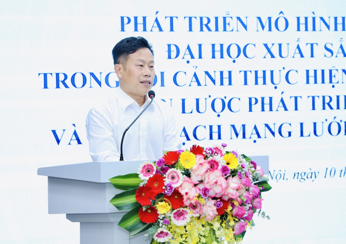 GSTS Lê Quân Thứ trưởng Bộ GDĐT phát biểu khai mạc hội thảo
(Ảnh: Moet)
