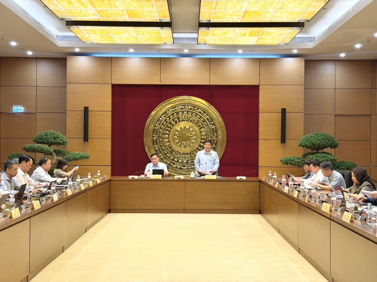 Quốc hội thảo luận tại tổ về Luật sửa đổi bổ sung một số điều của Luật Trách nhiệm bồi thường của Nhà nước (sửa đổi) (Ảnh Quốc hội)
