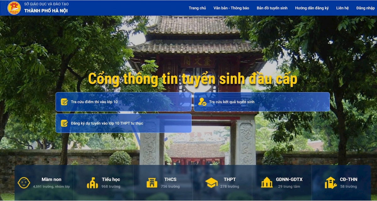 Học sinh đăng ký tuyển sinh vào Trường Trung học phổ thông Đặng Trần Đức trên Cổng thông tin tuyển sinh đầu cấp của thành phố (Ảnh: Sở GD-ĐT Hà Nội)