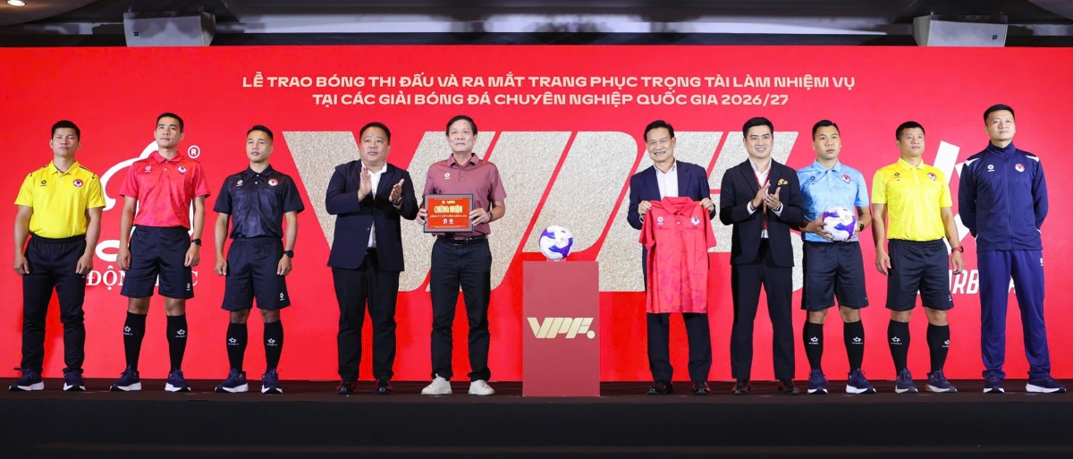 Ra mắt trang phục trọng tài tại các giải bóng đá chuyên nghiệp Quốc gia 2026/27 (Ảnh BTC)