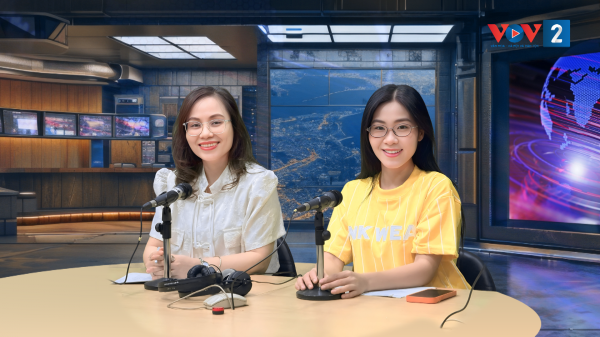 Ca sĩ Hà Myo (áo vàng): "Mỏ vàng" lớn nhất cuối cùng vẫn là sức sáng tạo của con người nói chung và những người nghệ sĩ nói riêng".