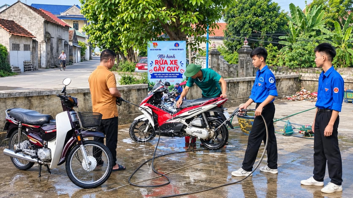 "Rửa xe gây quỹ" là một trong những hoạt động gây quỹ để có kinh phí thực hiện các chương trình thiện nguyện của Câu lạc bộ (Ảnh: NVCC)