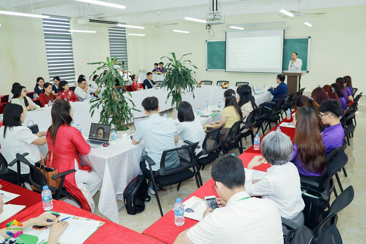 Tiểu ban 5 :Khoa học học tập, tâm lý học thần kinh và đổi mới sư phạm ( Ảnh : ĐHGD)