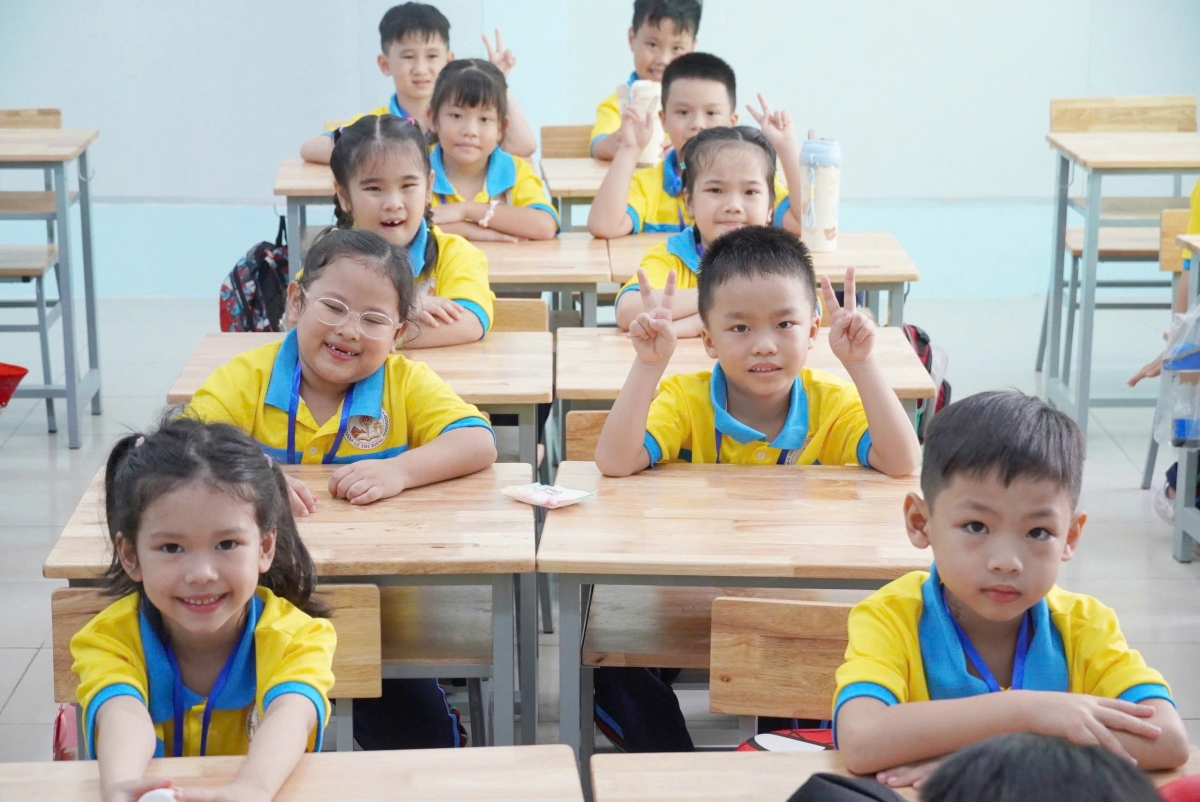 Học sinh Trường liên cấp Tiểu học- THCS- THPT Lê Thị Riêng, TPHCM. Ảnh: Vũ Hường