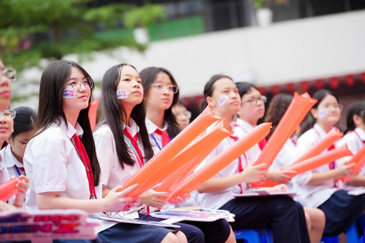 Bộ GD-ĐT yêu cầu đổi mới, nâng cao hiệu quả hoạt động Đoàn, Đội và tăng cường phối hợp giữa nhà trường, gia đình và xã hội. (Ảnh minh họa, nguồn: THCS Trần Duy Hưng, Hà Nội)
