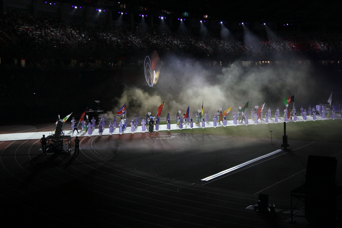 Lễ bế mạc ASIAD 20 khép lại hơn hai tuần tranh tài bằng thông điệp “Một châu Á” (ảnh Quý Lượng)