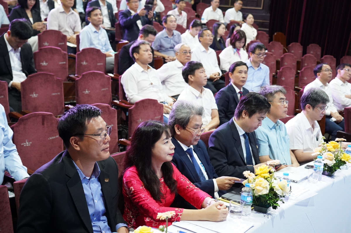 Các đại biểu tham dự hội thảo (Ảnh: Hoài Hương) 