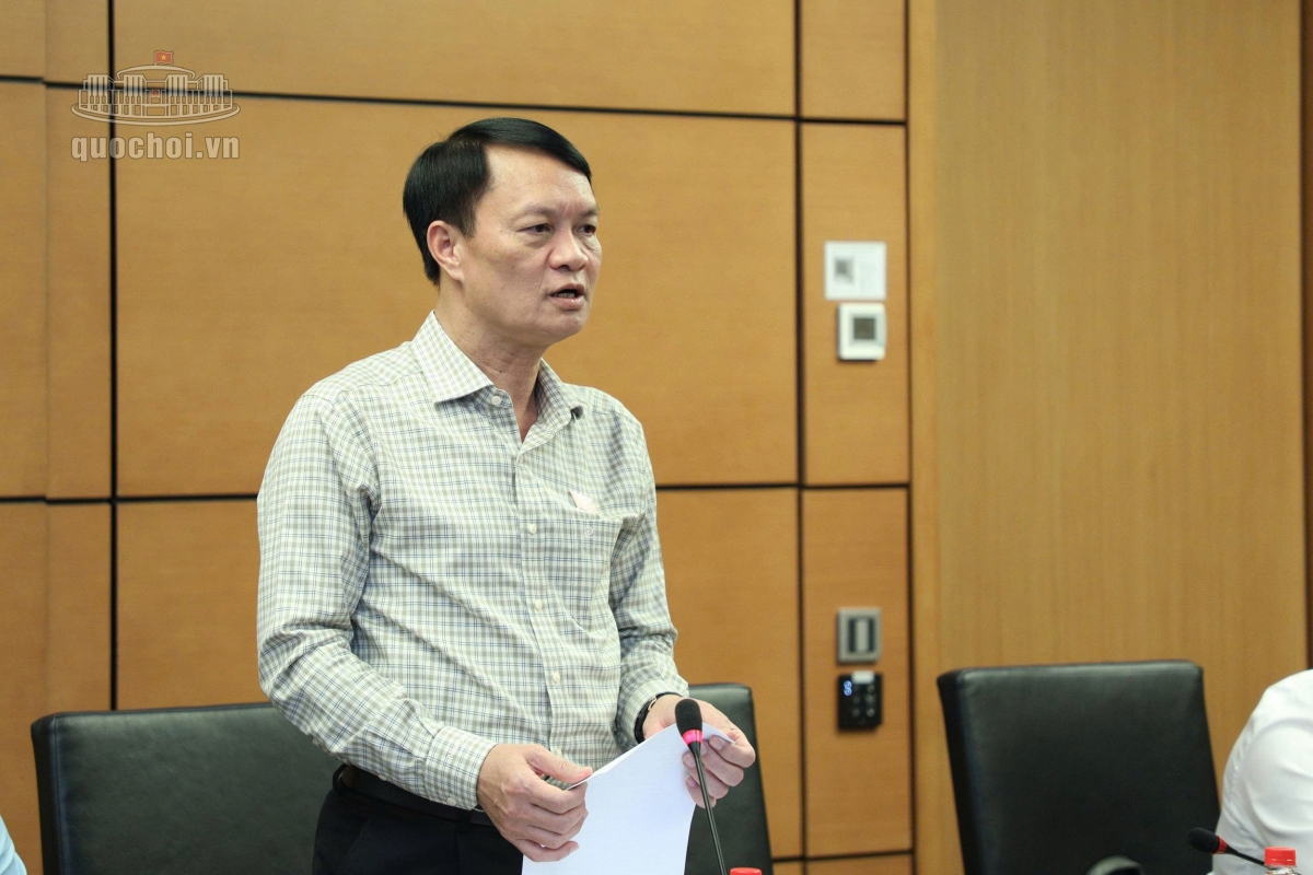 Đại biểu Lương Đình Hưng, Đoàn đại biểu Quốc hội tỉnh Nghệ An (Ảnh: Quochoi.vn)