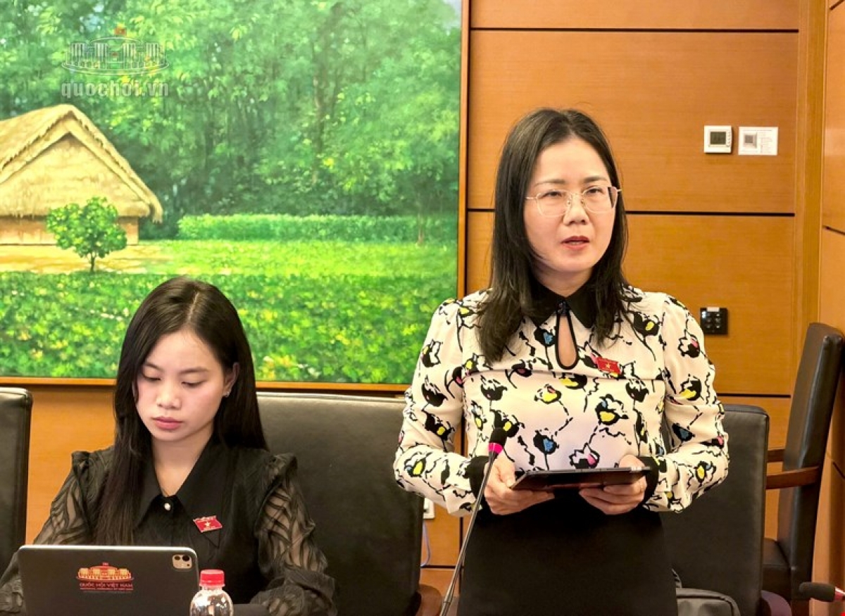 Đại biểu Nguyễn Thị Minh Tú, Đoàn đại biểu Quốc hội tỉnh Nghệ An (Ảnh: Quochoi.vn)