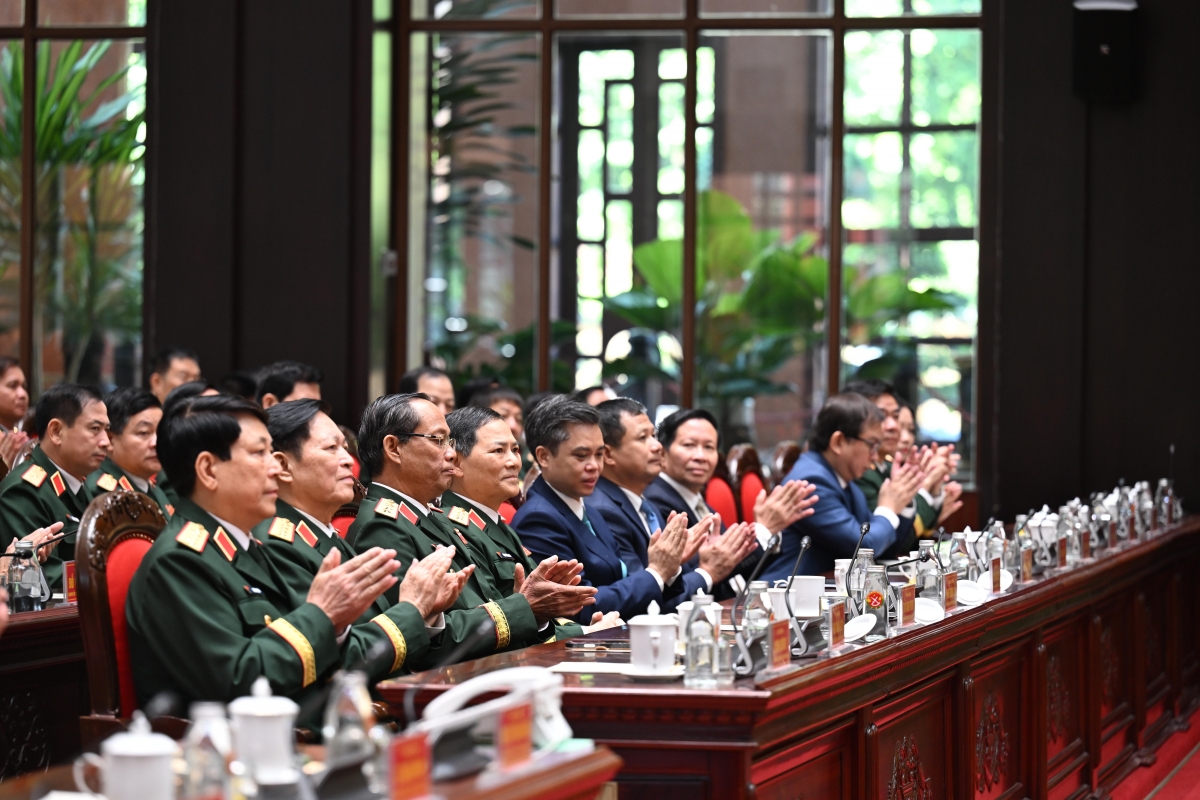 Các đại biểu dự buổi lễ - Ảnh: Nguyên Khánh