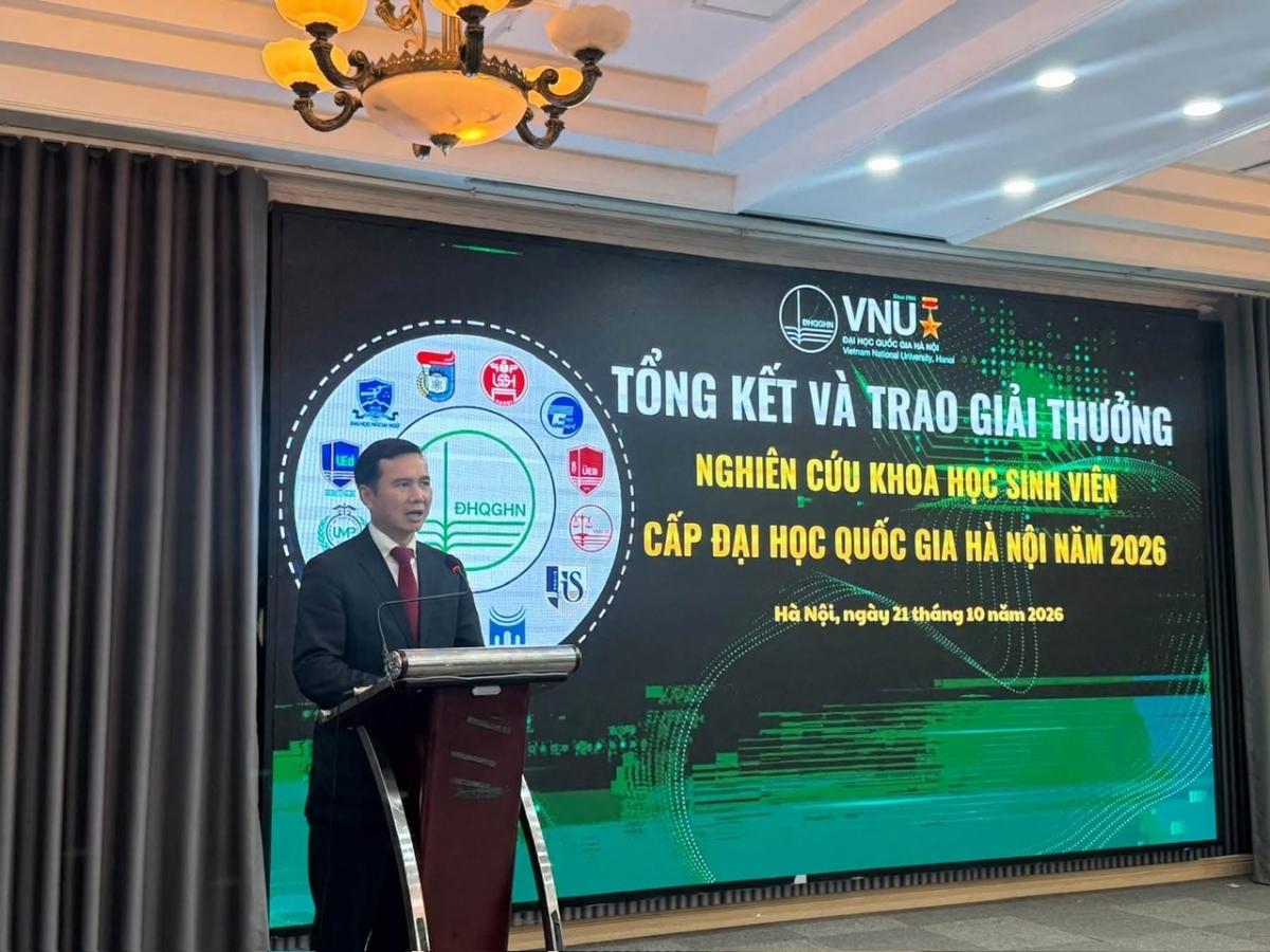 Giám đốc ĐHQGHN Bùi Thế Duy phát biểu tại Hội nghị (Ảnh VNU)