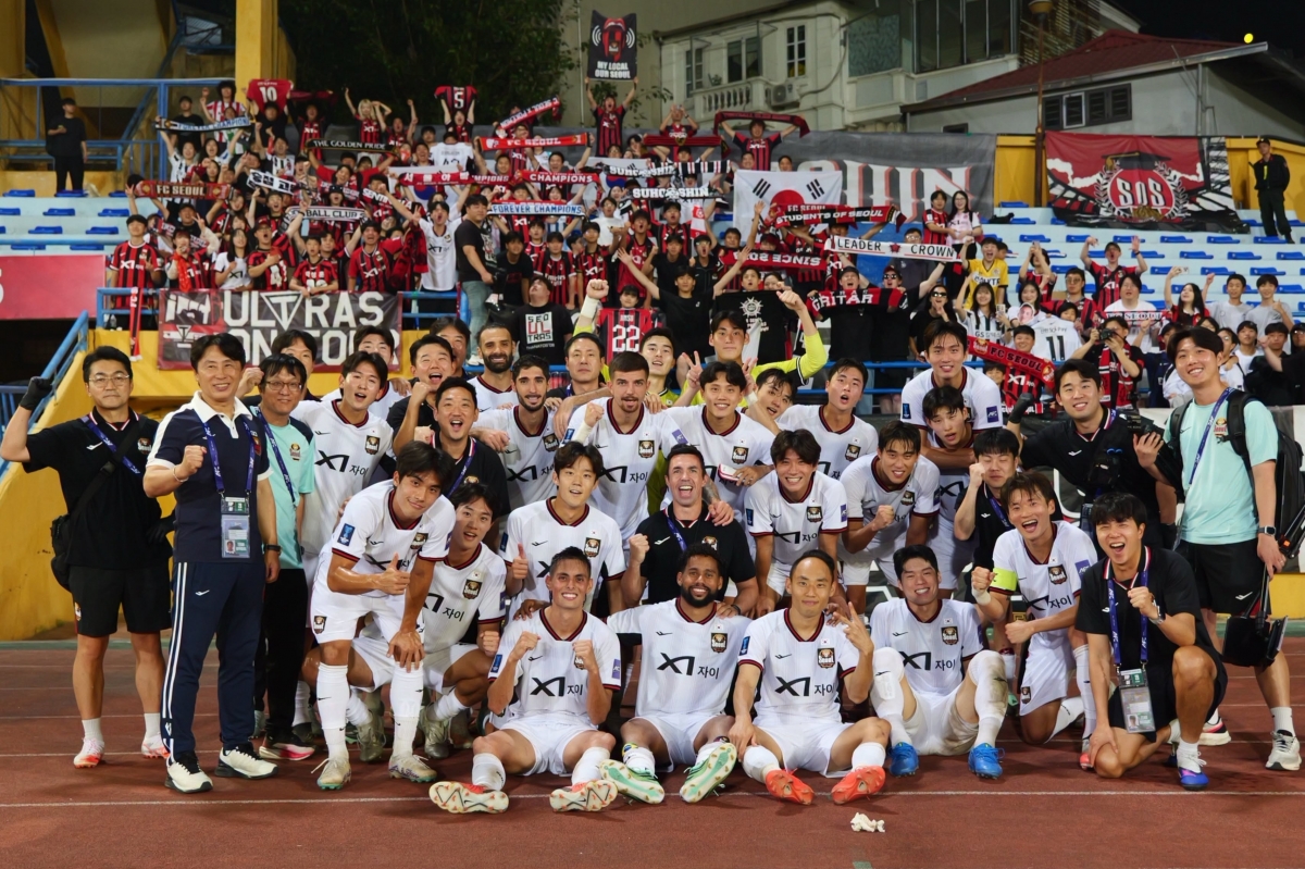 Tân vương K.League hân hoan với thắng lợi ở Hàng Đẫy (Ảnh: FC Seoul)